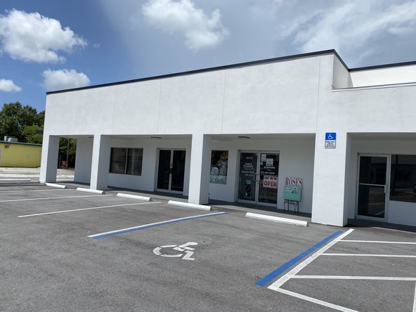South Tampa Retail For Lease: 3405 S Dale Mabry Hwy, Tampa, FL 33629